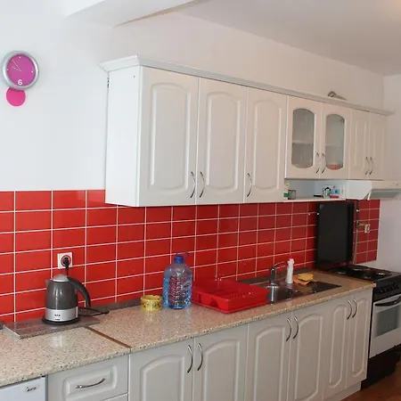 Semesterbostad Gardens *